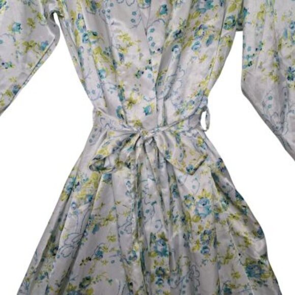 Bed of Roses Satin Lingerie Matching Robe Camisole & Short Blue Roses - Picture 4 of 10